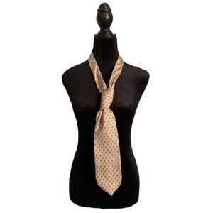 Claybrooke Pure Silk Necktie!